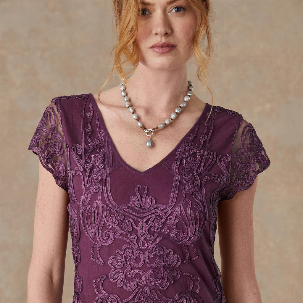 Hidden Avenue Dress. Petite