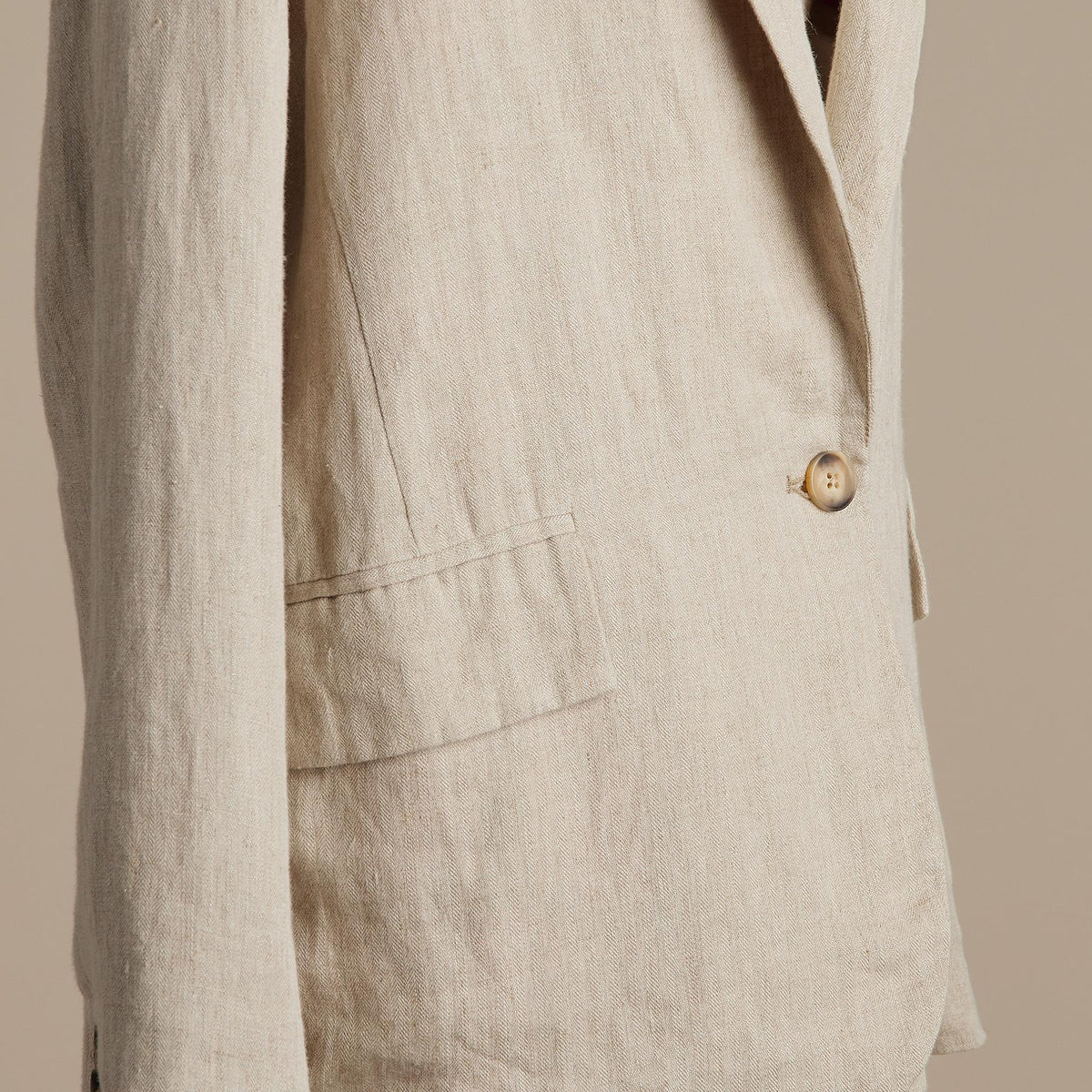 Iris Solid Blazer
