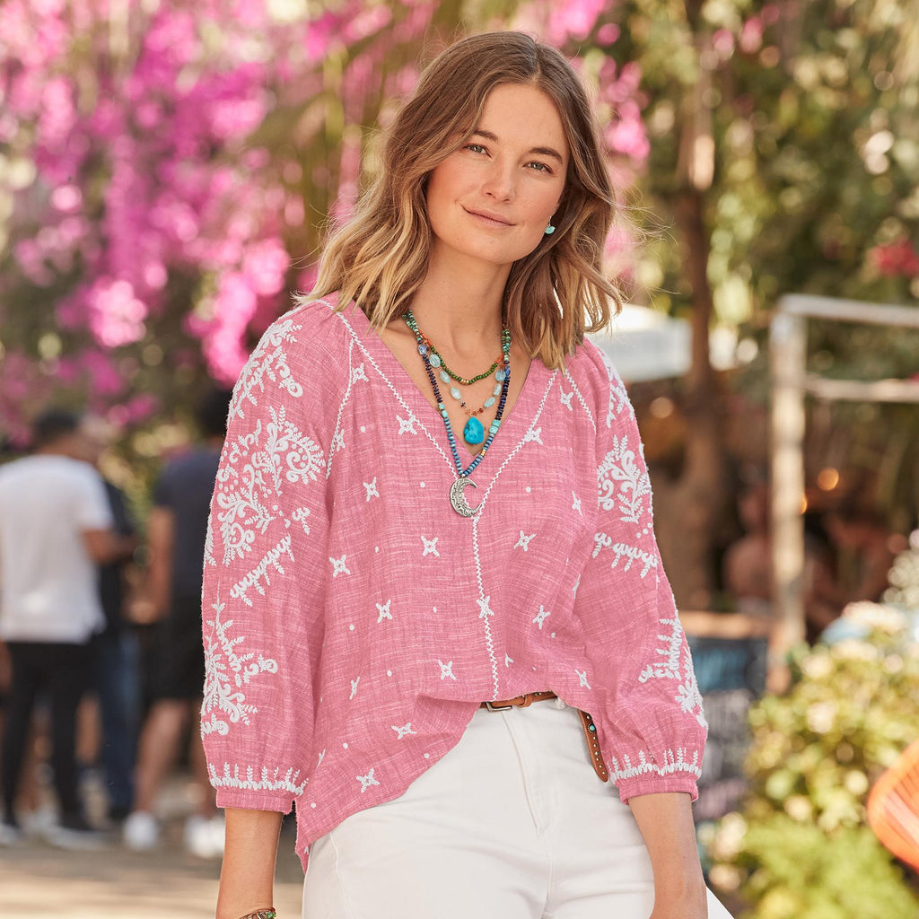 Discover Beauty Top