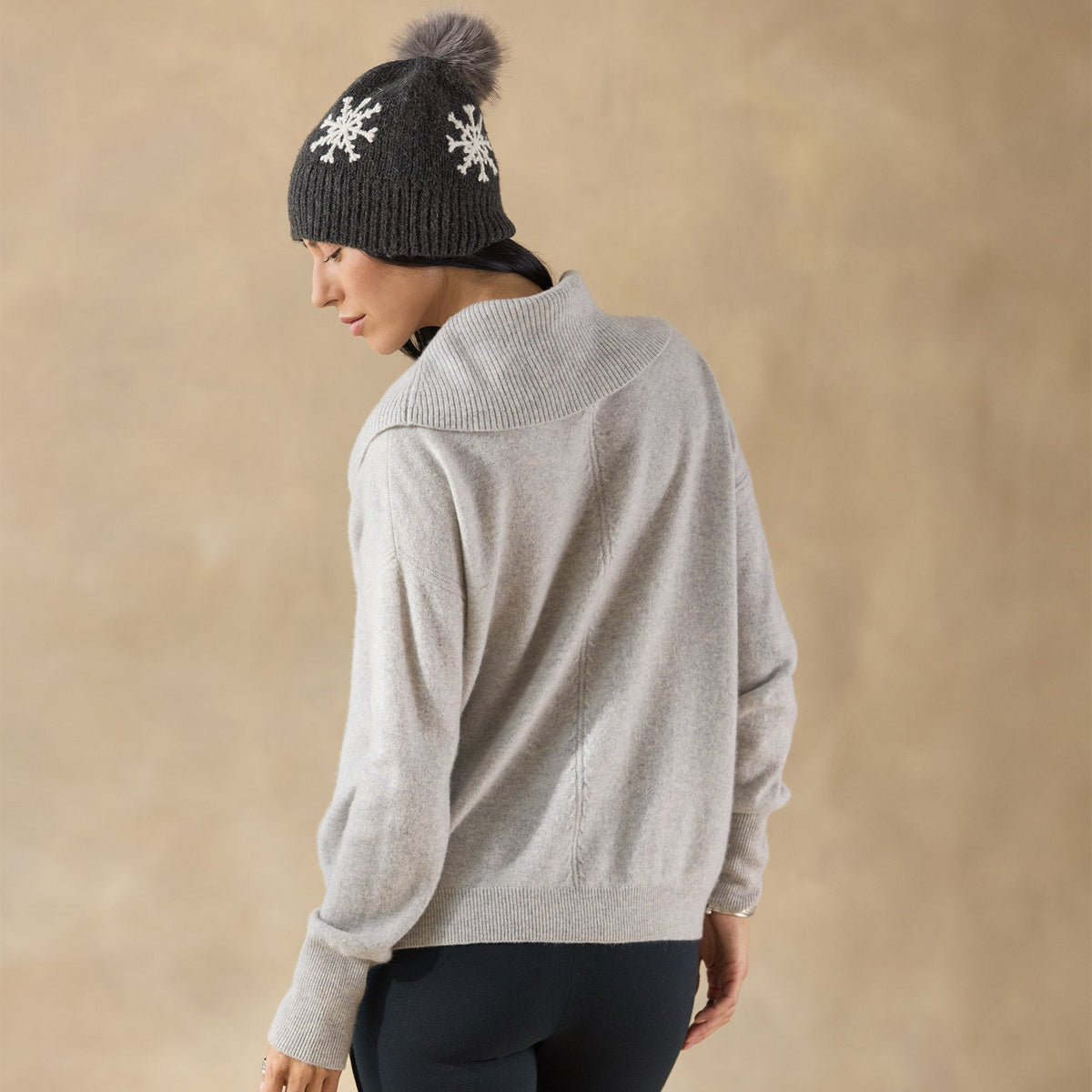 Giovanna Cashmere Cowlneck. Petite