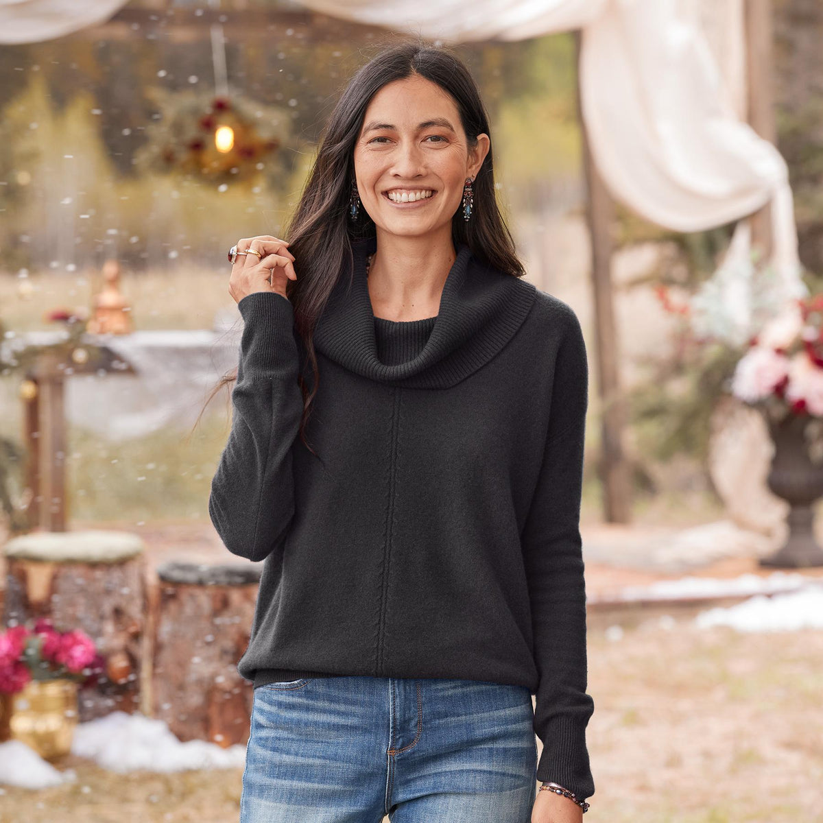 Giovanna Cashmere Cowlneck. Petite