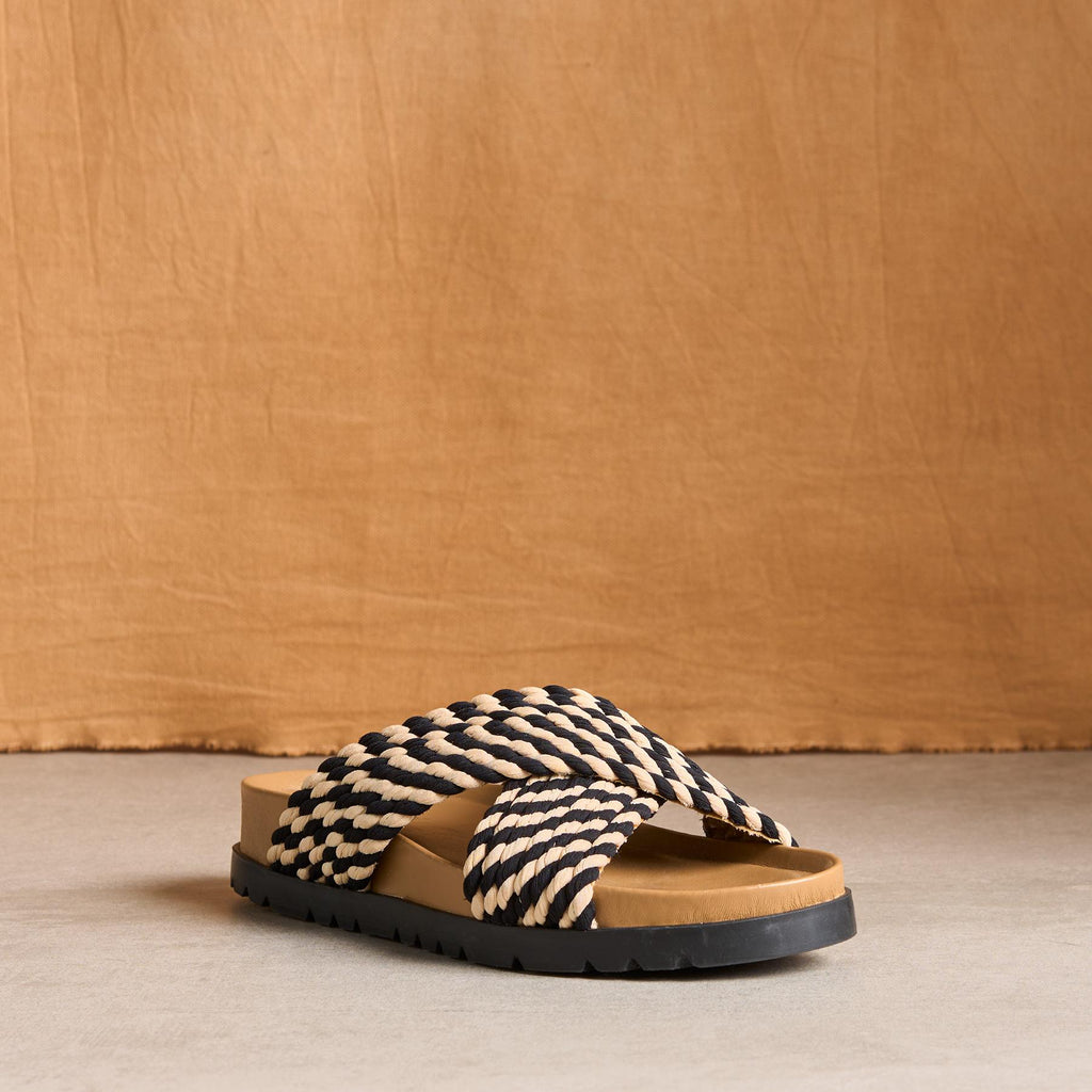 Pagoda Sandals