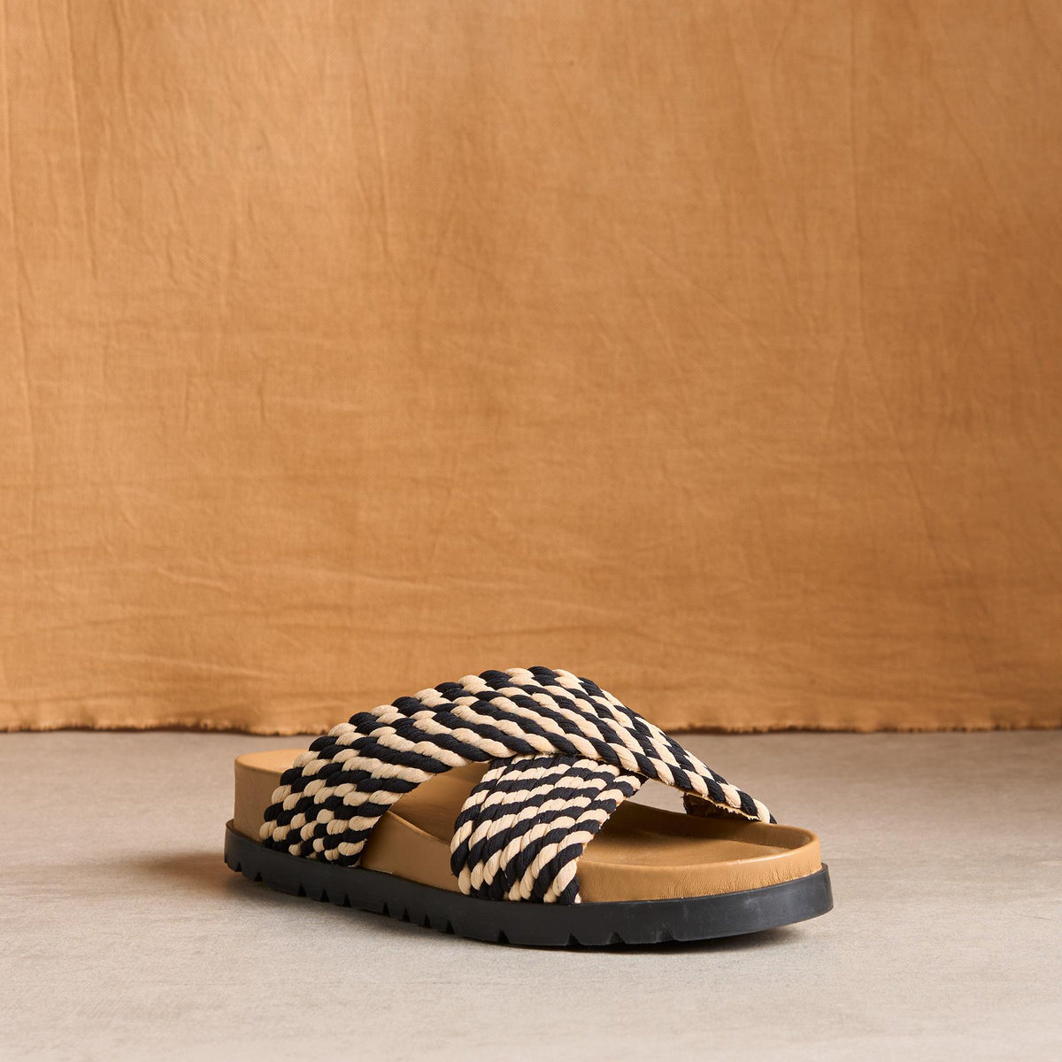 Pagoda Sandals