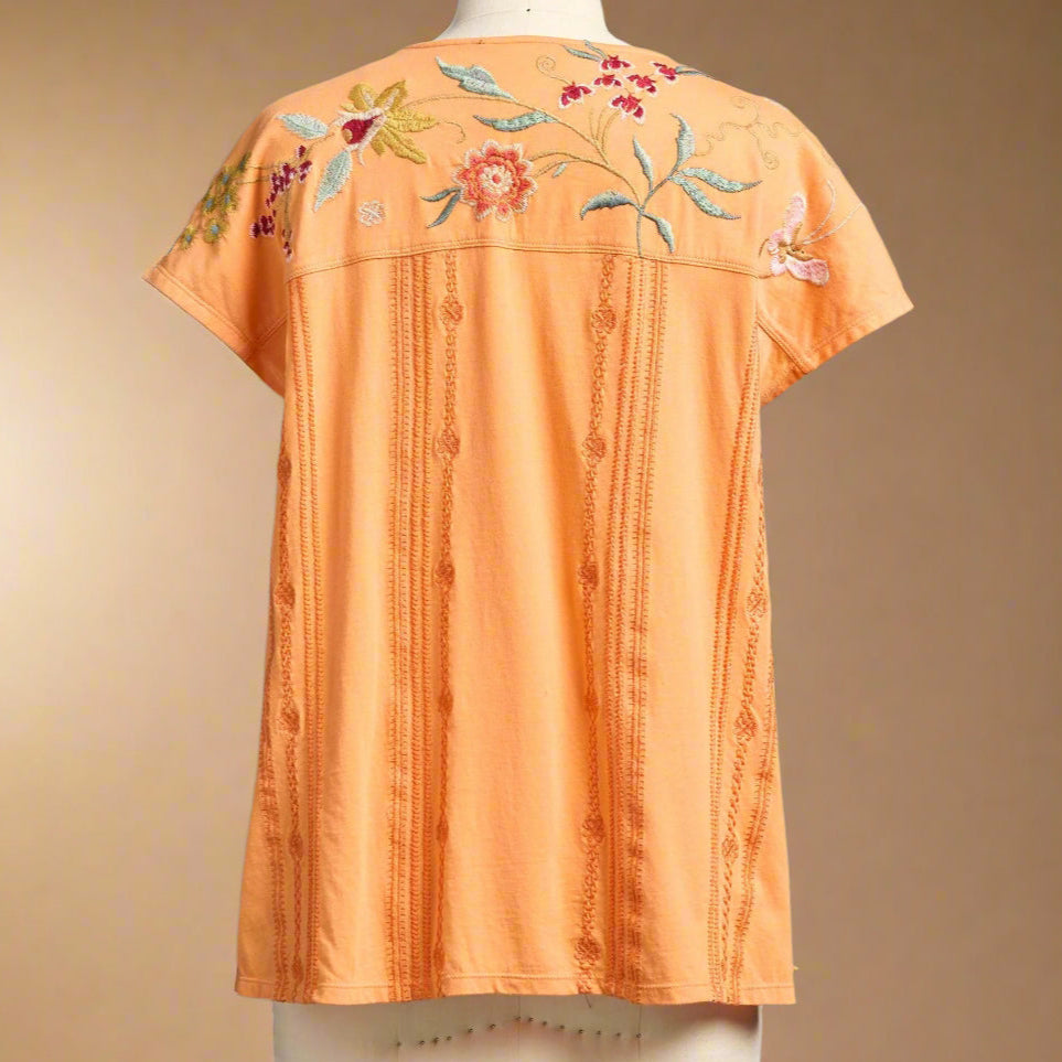 Suki Easy Tee. Petite
