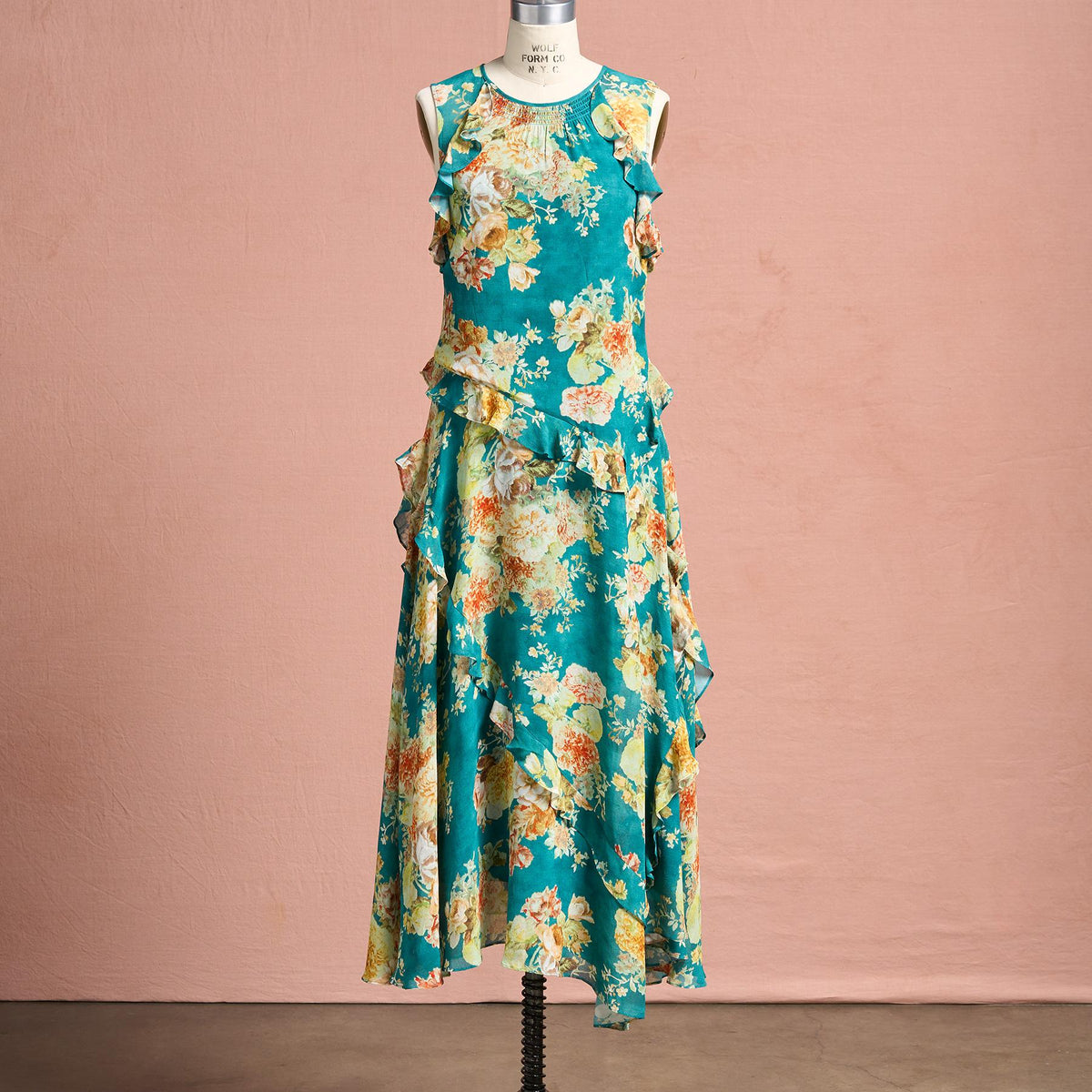Faye Floral Dress. Petite