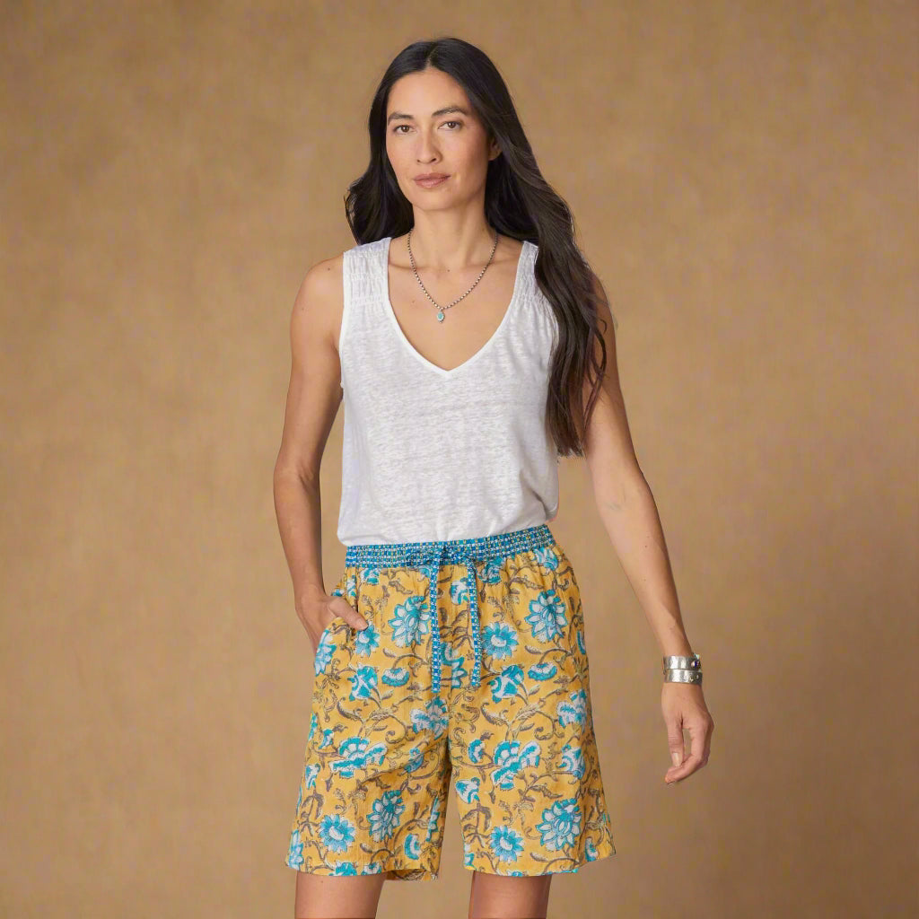 Leia II Shorts. Petite