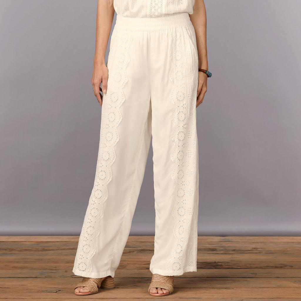 Suvi Eyelet Pants. Petite