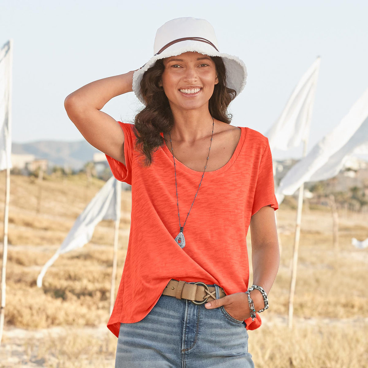 Ultimate Airy Slub Scoopneck Tee. Petite