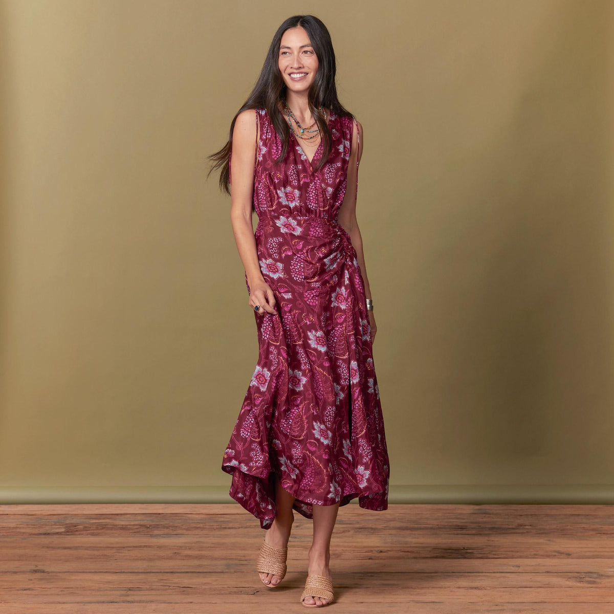Annabeth Beauty Dress. Petite
