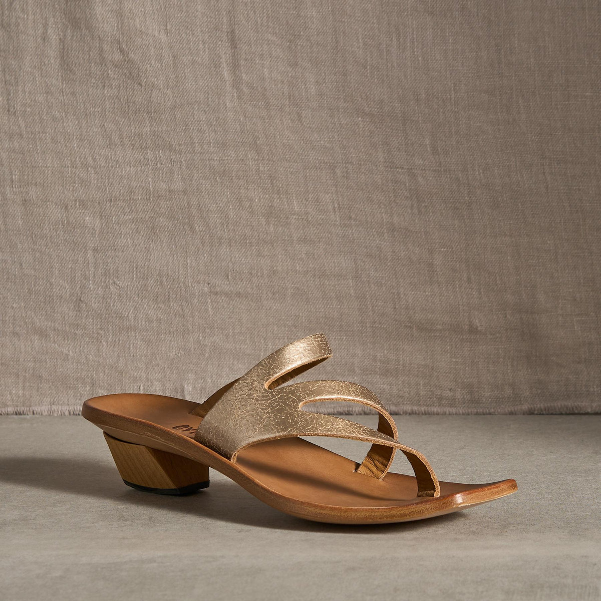 Cupertino Sandals