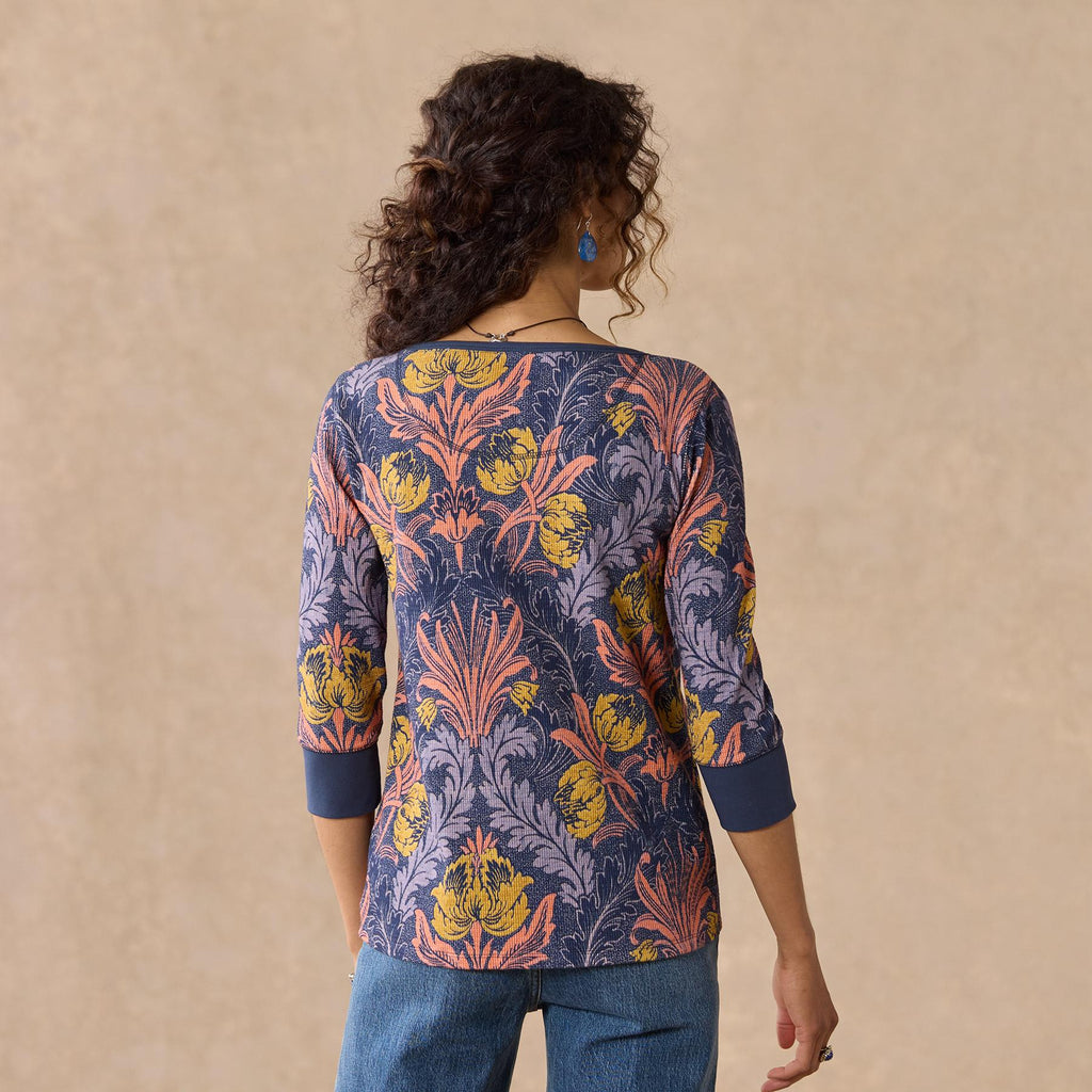 Rosehips Henley. Petite