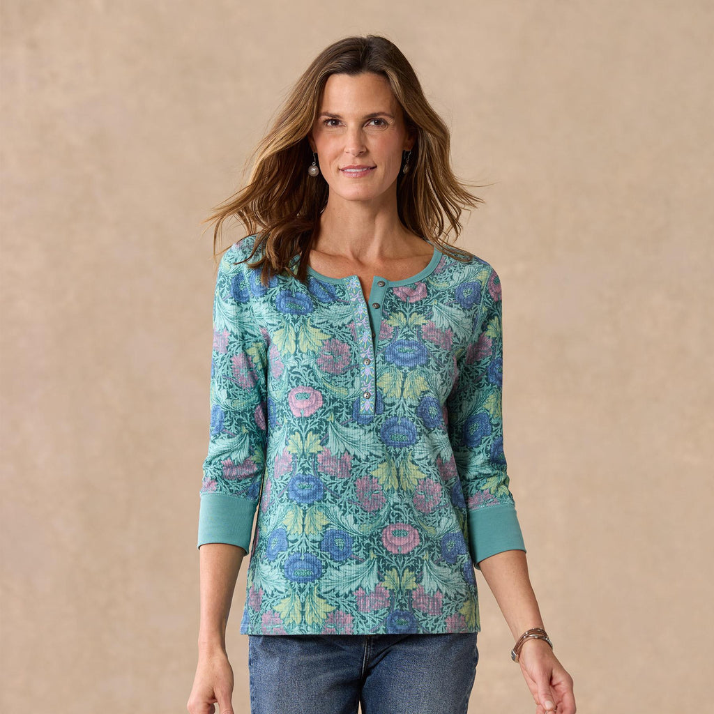 Rosehips Henley. Petite