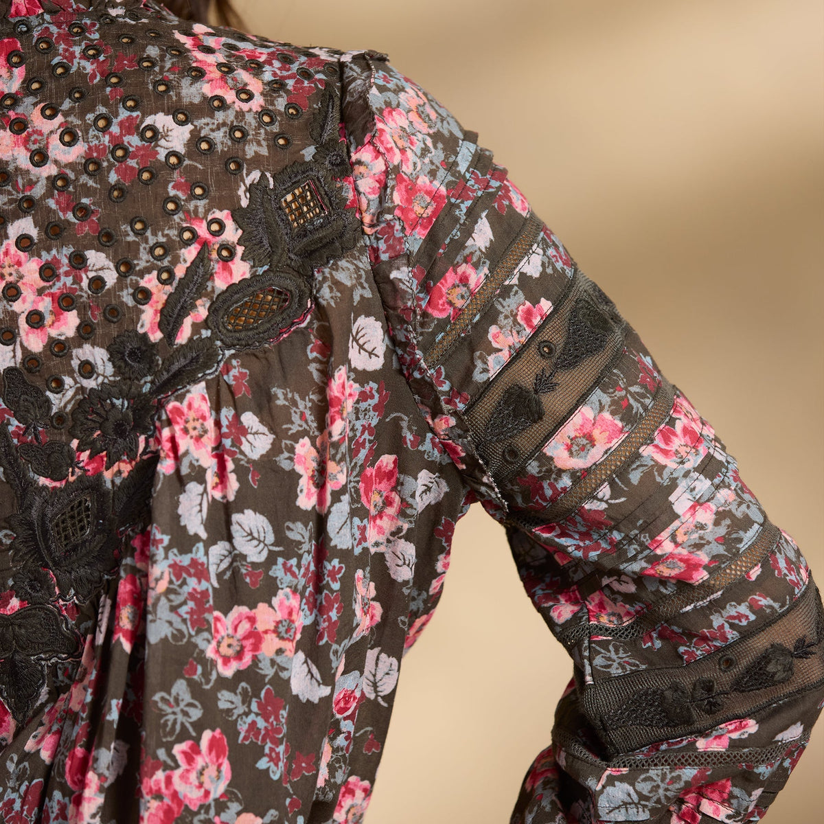 Andi Floral Dress. Petite