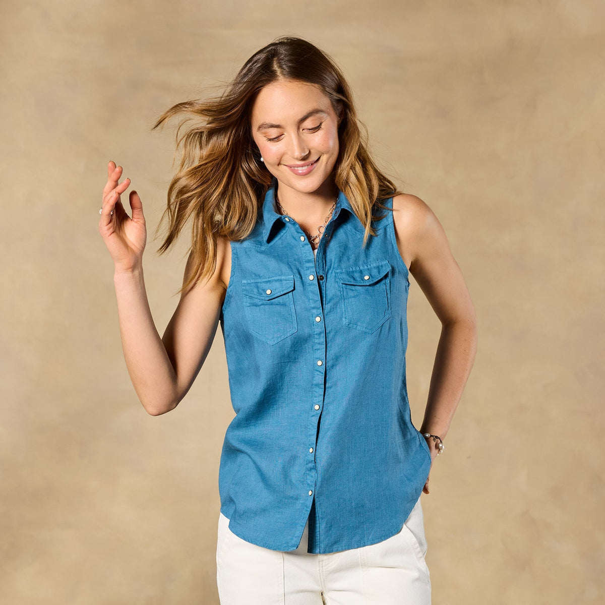Willow Linen Sleeveless Top. Petite