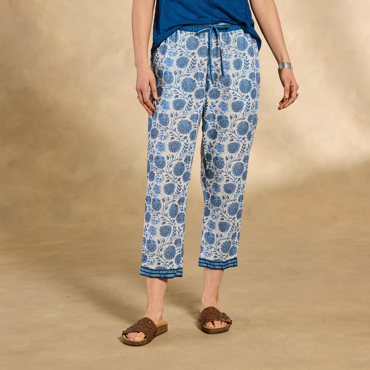 Leia Pants. Petite