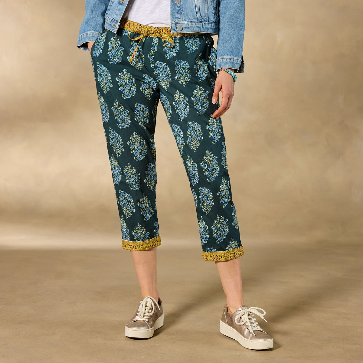 Leia Pants. Petite