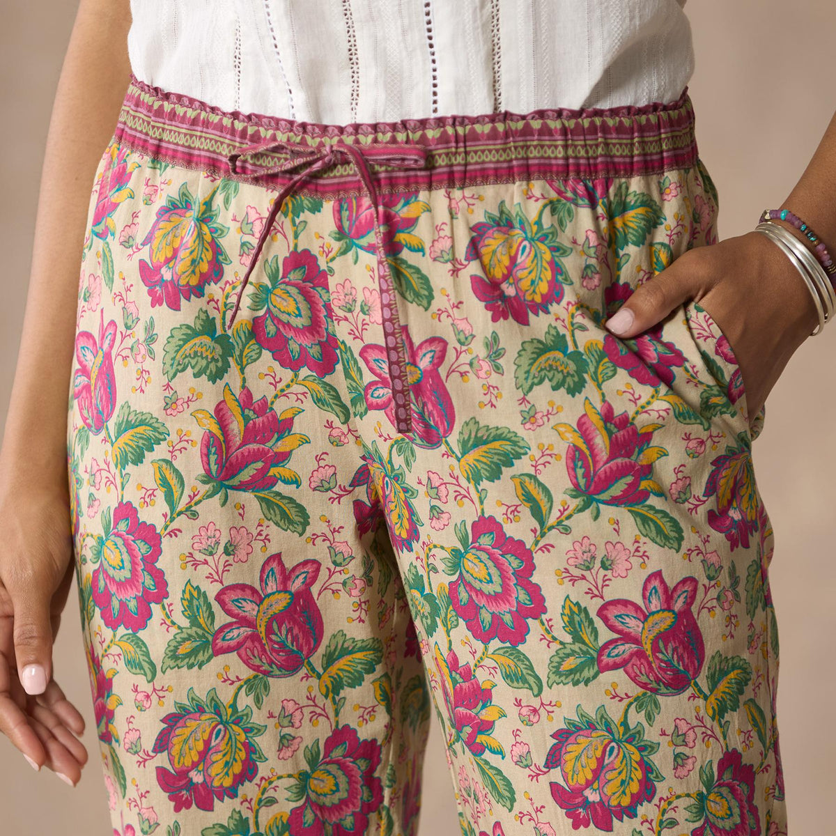 Leia Pants. Petite